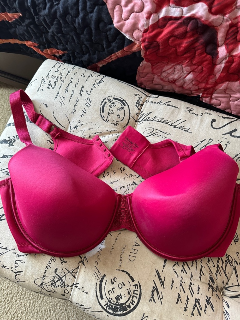 Vanity Fair Hot Pink Molded Underwire Bra